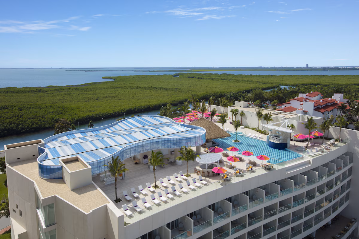 Exterior of Breathless Cancún Soul Resort & Spa